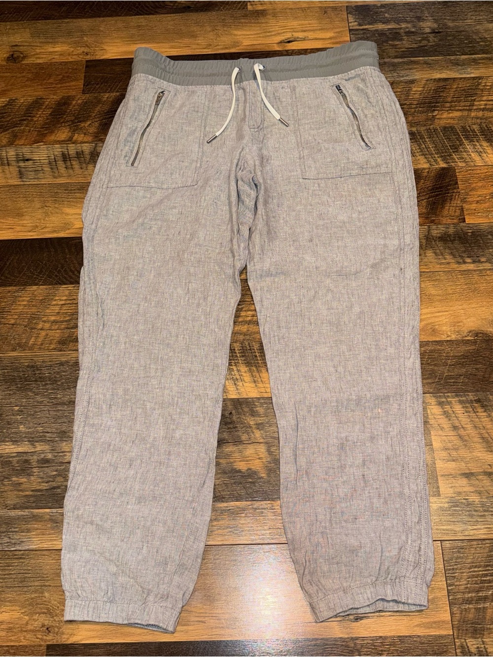 Athleta Light Gray Women’s Drawstring Jogger Pants
